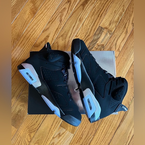 Jordan Retro 6s Metallic Silver